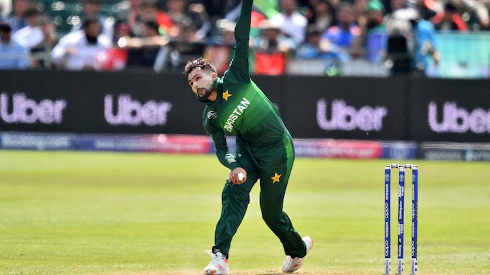 Pakistan's fast boweler