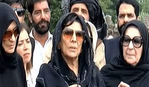 Several PTI Leaders, Including Founder's Three Sisters, Arrested Outside Adiala Jail
