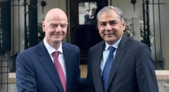 PCB Chairman Mohsin Naqvi Meets FIFA President Gianni Infantino in Washington