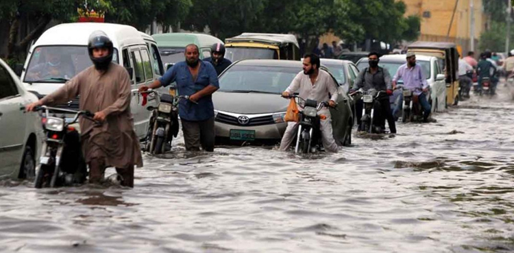 کراچی میں آج سے بارشوں اور گرج چمک کا امکان، محکمہ موسمیات کی پیشگوئی