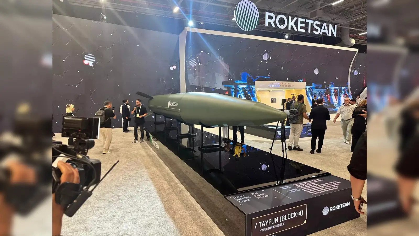Türkiye Introduces First Hypersonic Missile Tayfun Block 4