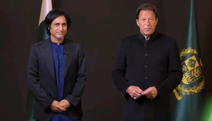 عمران خان کی رمیز راجہ کو کال