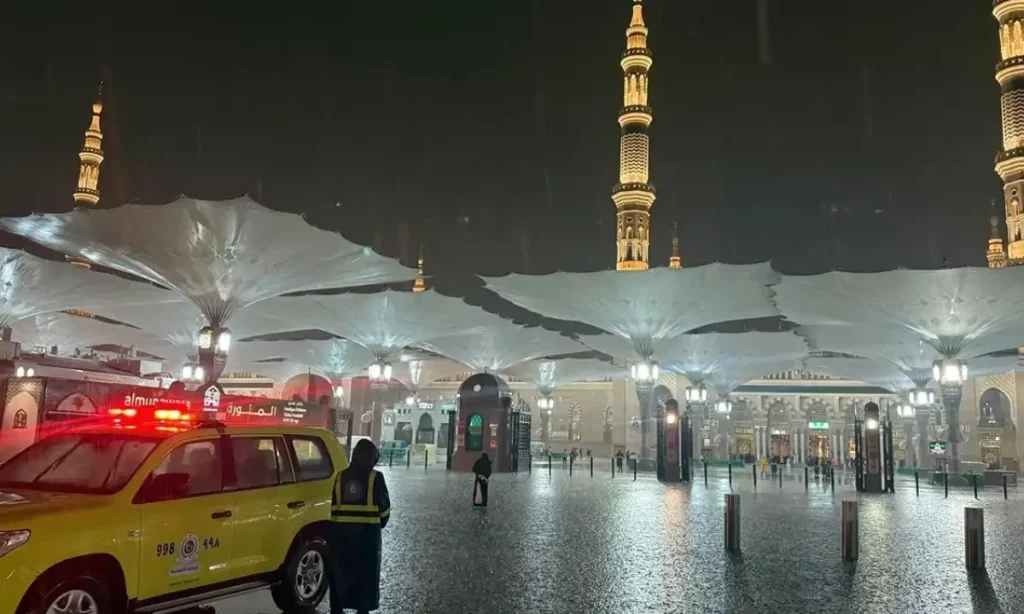Heavy Rain and Thunderstorm Alert Issued in Saudi Arabia