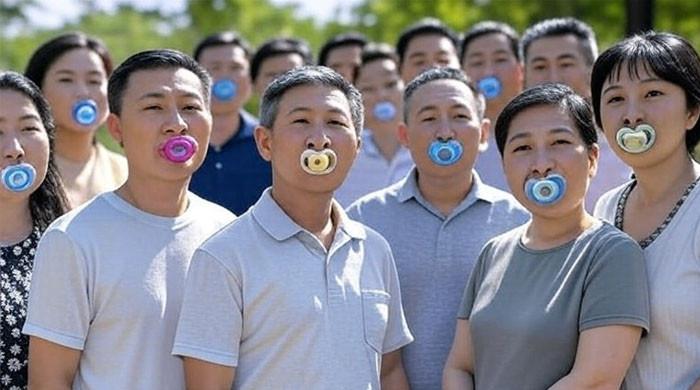 چین میں ٹینشن کا علاج، چوسنیوں کا استعمال بڑھ گیا