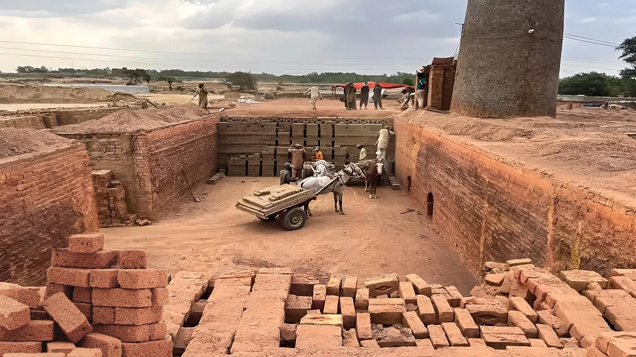 KP Bans Traditional Brick