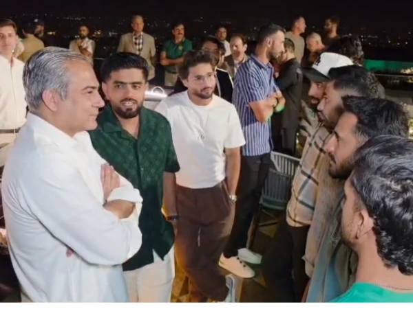 ٹیسٹ ٹیم کے اعزاز میں عشائیہ