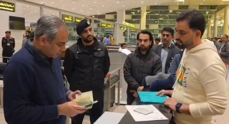 محسن نقوی کا اسلام آباد ایئرپورٹ کا دورہ