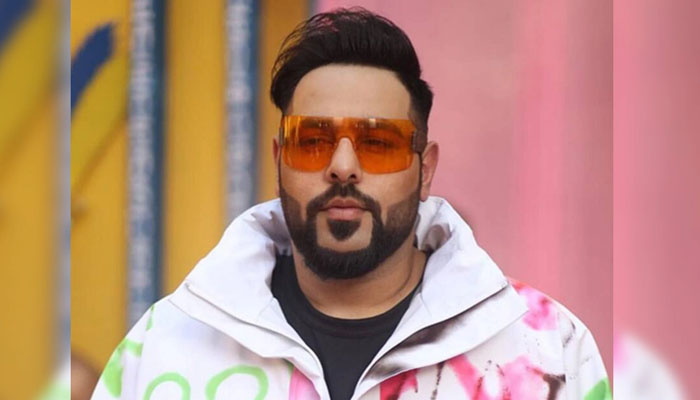 بادشاہ متنازع گانے پر معافی