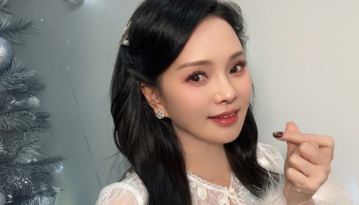 اداکارہ اینی یی