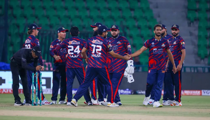 Karachi Kings beat Quetta Gladiators