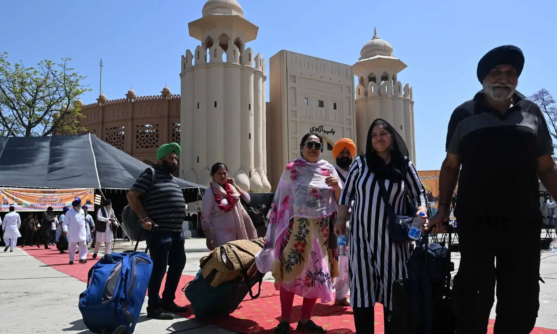 Baisakhi Gurdwara Panja Sahib Sikh pilgrims Pakistan
