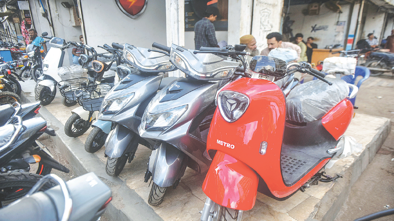 Pakistan electric motorcycle transition