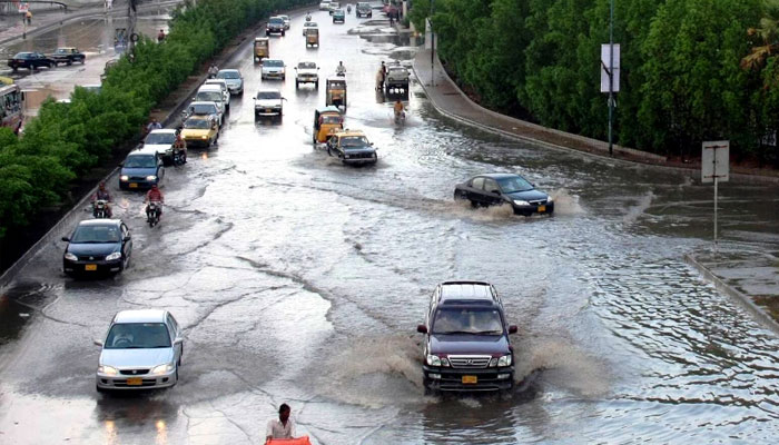 موسلادھار بارش