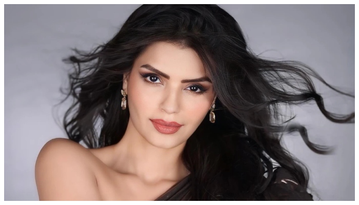 Indian actress Sonali