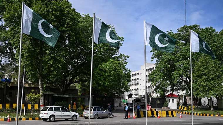 غیر ملکی مندوبین و صحافیوں کو اسلام آباد پہنچنے پر ویزا کی سہولت