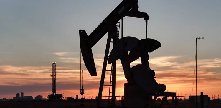 Oil prices Strait of Hormuz tensions