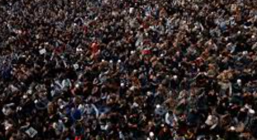 ایران میں سپریم لیڈر کے حق میں ہزاروں افراد کا مظاہرہ