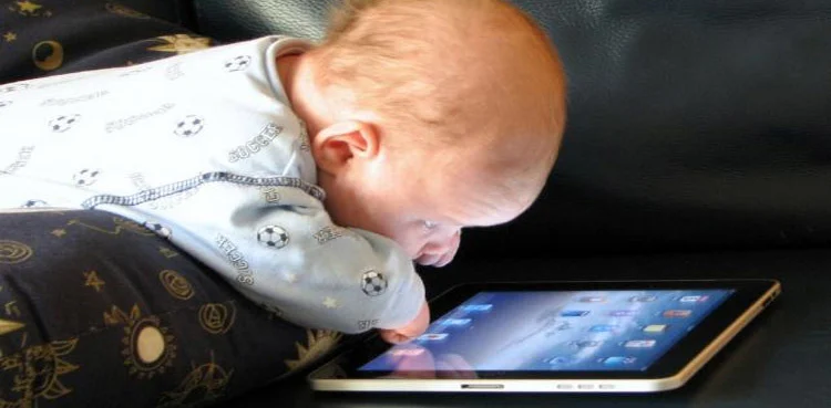 infant screen time health risks