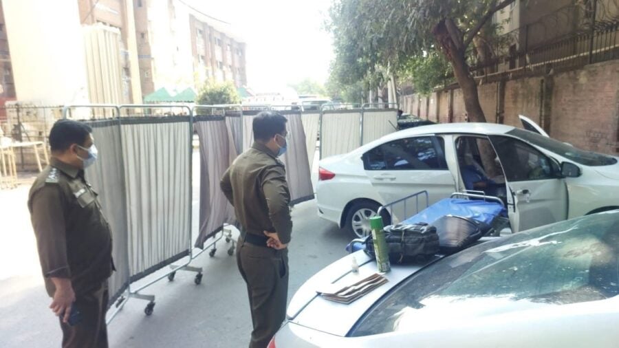Doctor found dead in car Lahore hospital