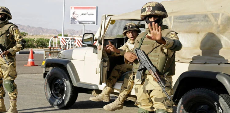 Israeli civilians crossing Syria border