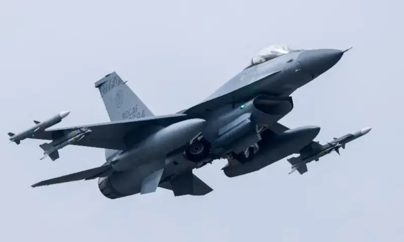 Taiwan urges continued US arms support