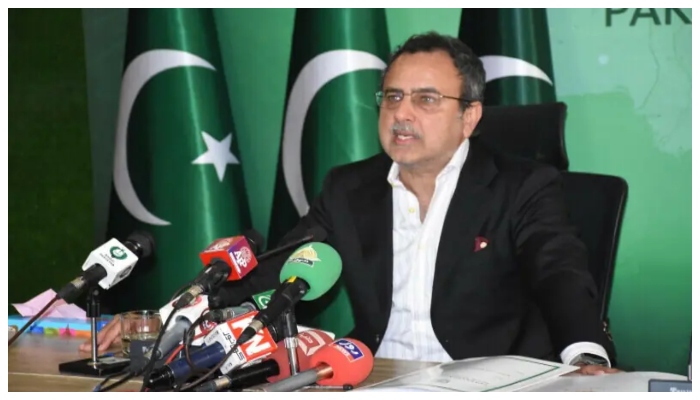 وفاقی وزیر توانائی اویس احمد لغاری