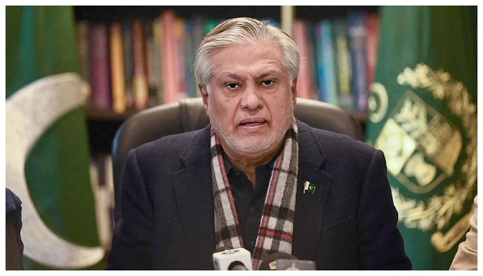 اسحاق ڈار