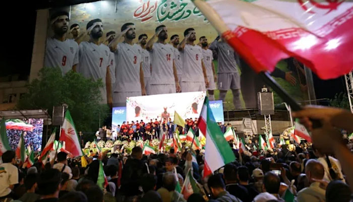 ایران میں ورلڈ کپ سے قبل قومی ٹیم کے حق میں بڑا اجتماع