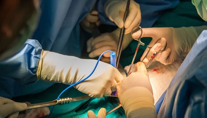 illegal kidney transplant Kasur hospital raid
