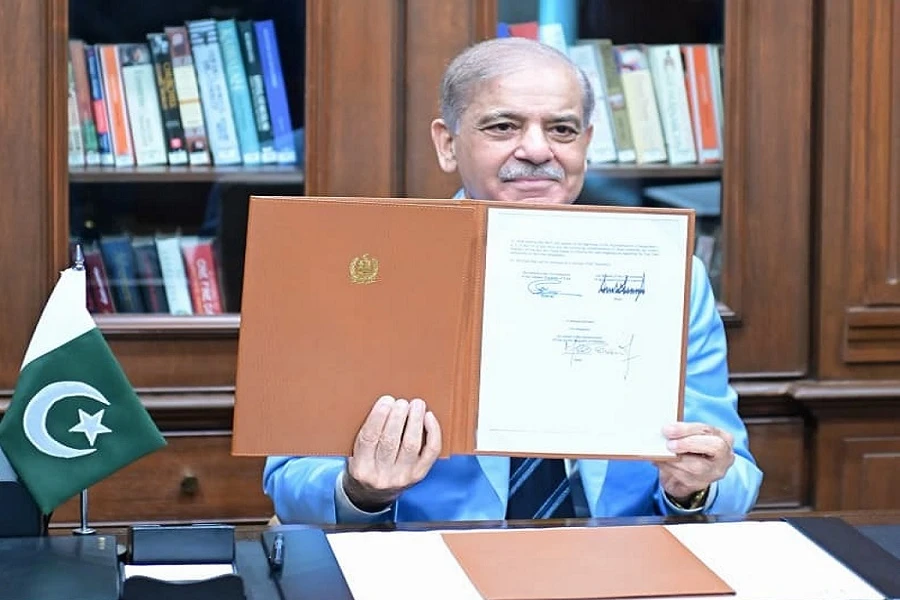 Pakistan US Iran Islamabad MoU signing